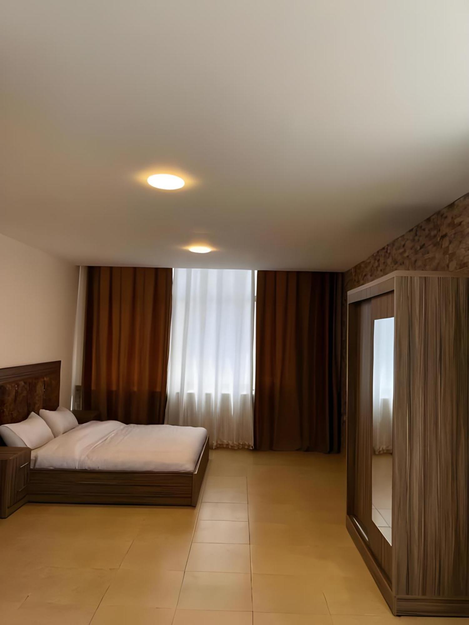 עמאן Rayan Hotel Apartments מראה חיצוני תמונה