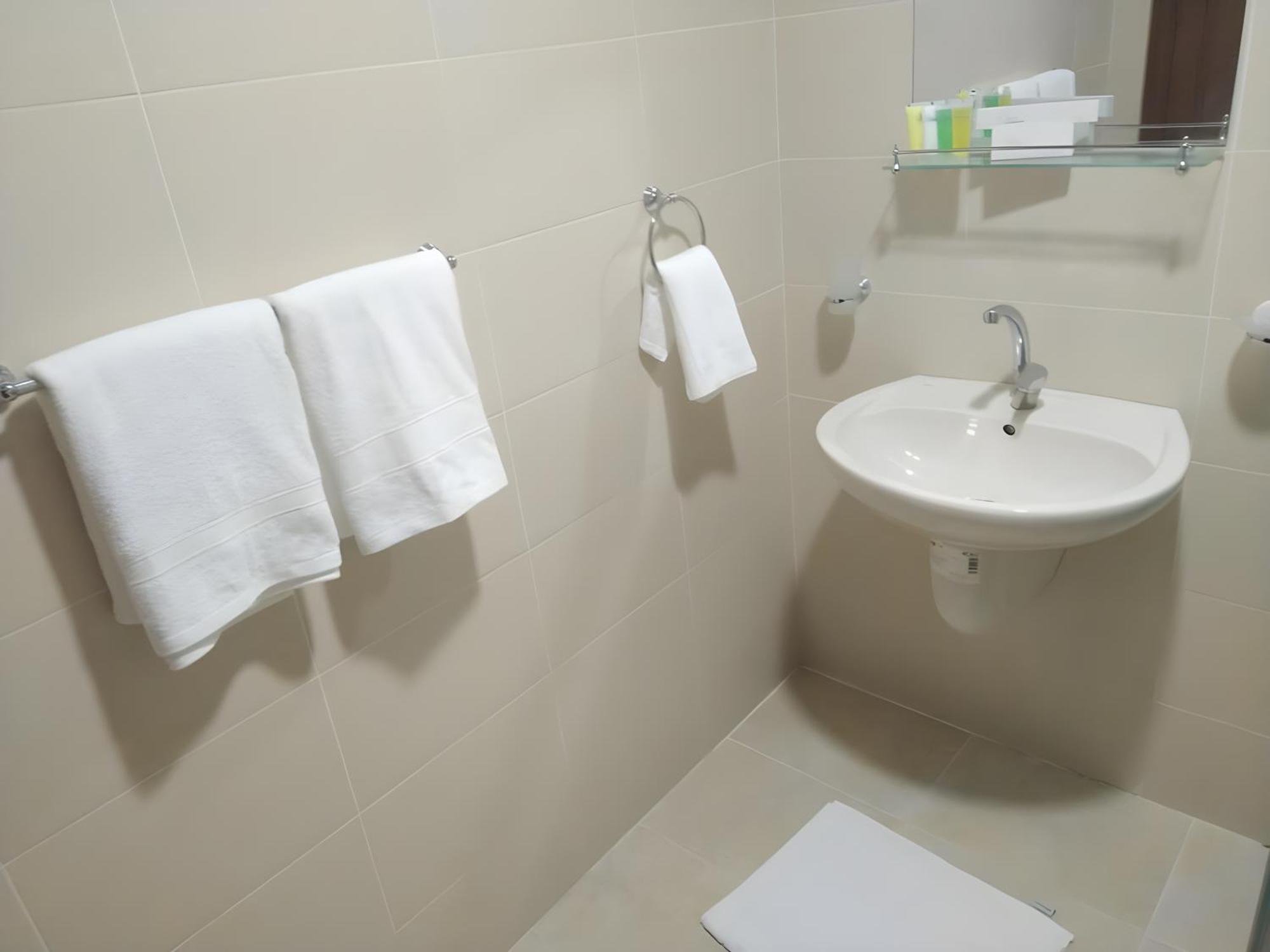 עמאן Rayan Hotel Apartments מראה חיצוני תמונה