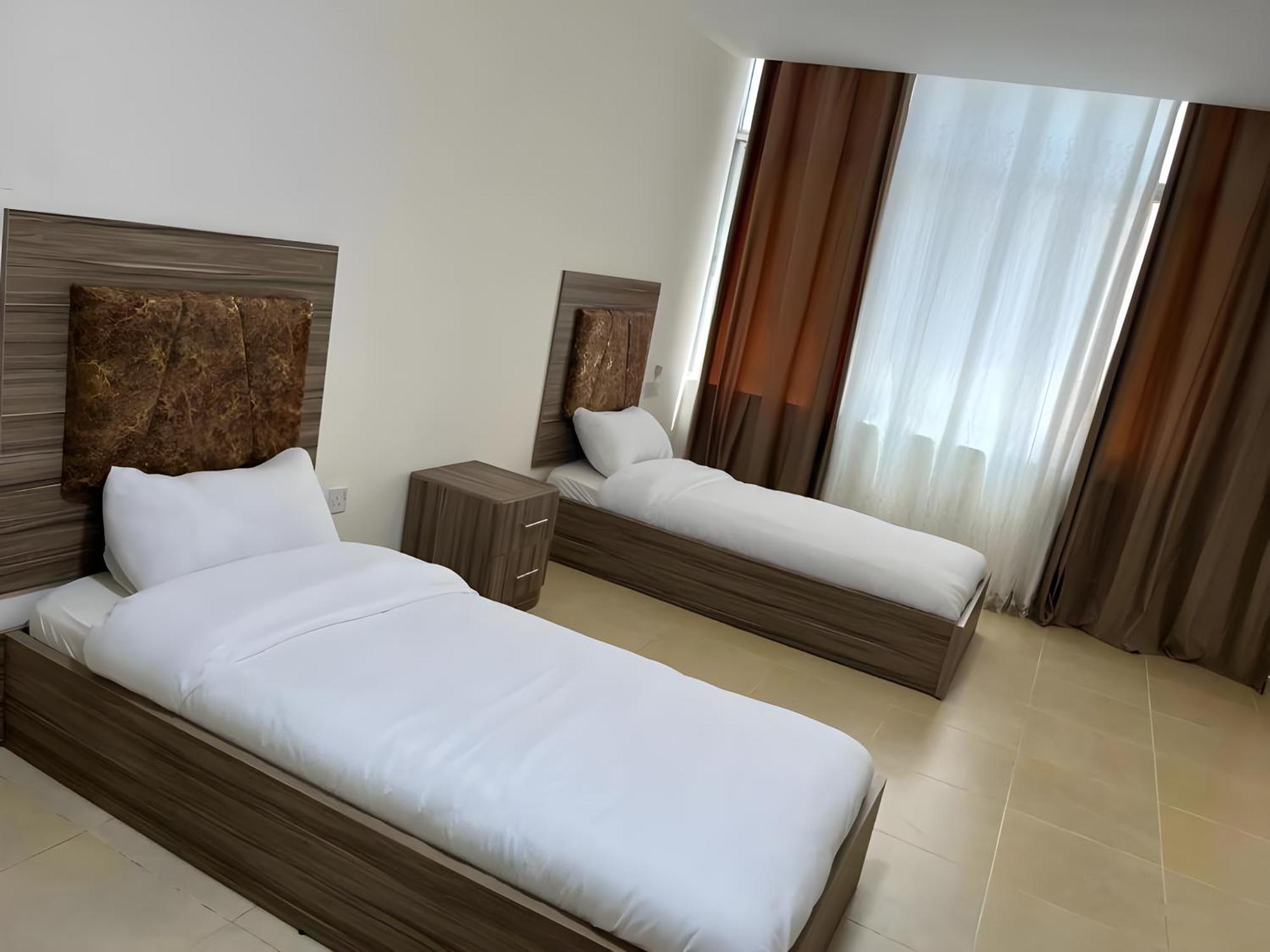 עמאן Rayan Hotel Apartments מראה חיצוני תמונה